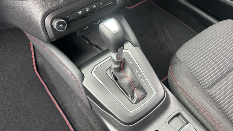 Ford Focus 1.0 EcoBoost Hybrid mHEV 155 ST-Line X Ed 5dr Auto Petrol Hatchback